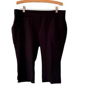 Belyn Key black long golf shorts Sz. M